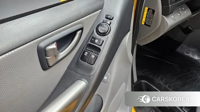 Hyundai The New Grand Starex id 3588385 из Кореи 8