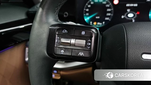 Hyundai Grandeur (GN7) id 4381636 из Кореи 8