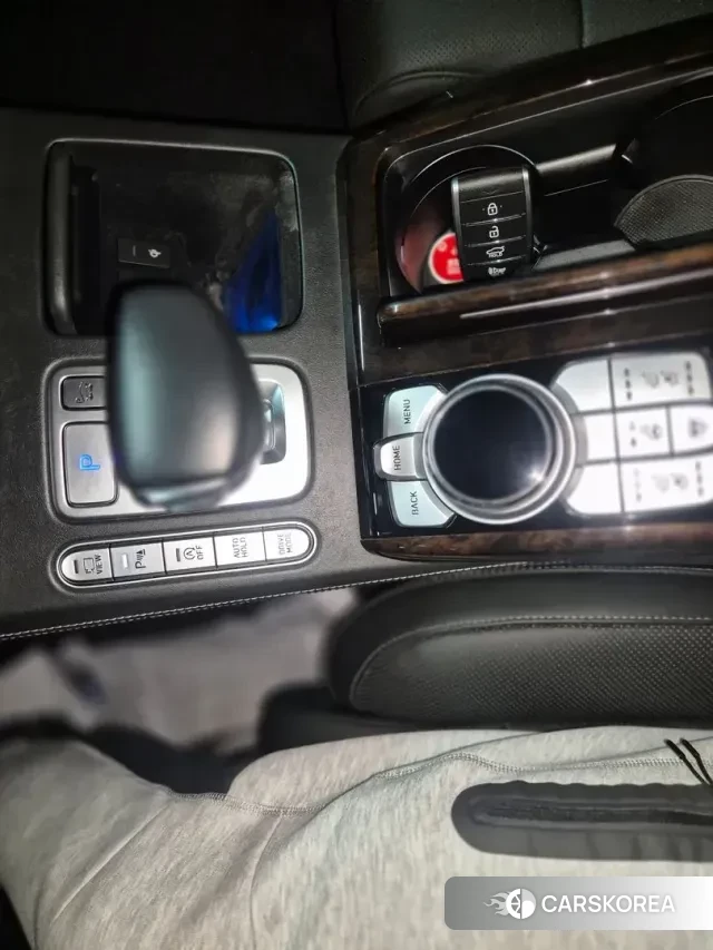 Genesis G90 id 3454197 из Кореи 8