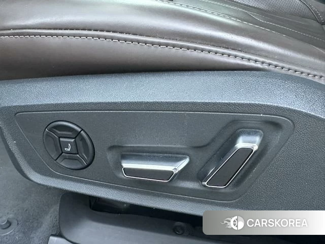 Audi A7L id 4271820 из Китая 8