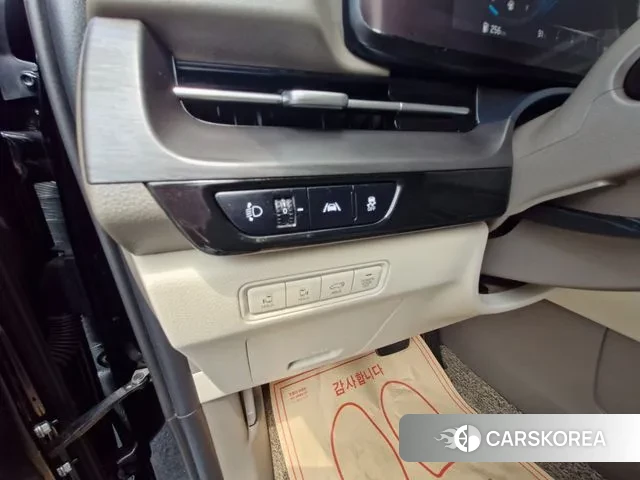 Kia Carnival 4th generation id 2980735 из Кореи 8