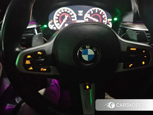 BMW 5 Series (G30) id 3885947 из Кореи 8