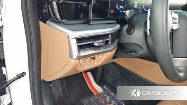 Hyundai Grandeur (GN7) id 3891171 из Кореи 8