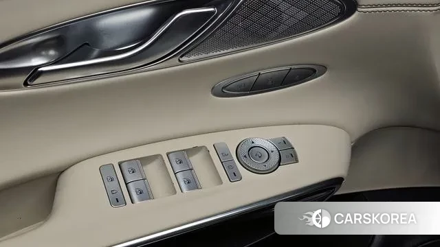 Genesis GV70 id 2994086 из Кореи 8