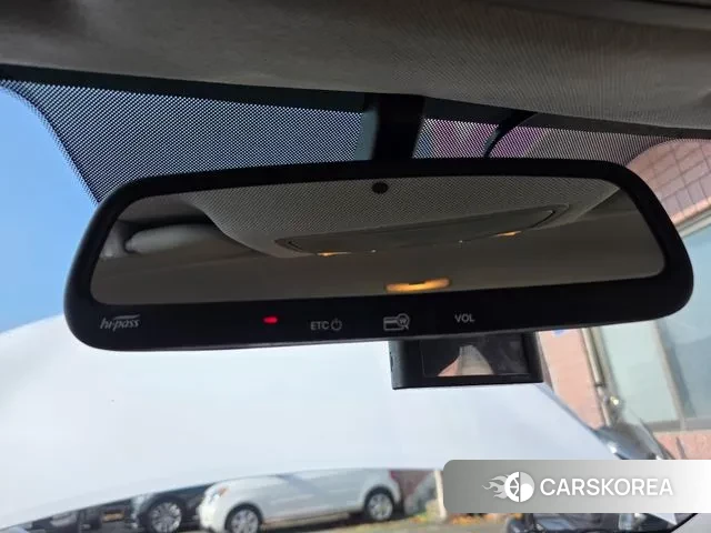 Hyundai Avante AD id 3413331 из Кореи 8