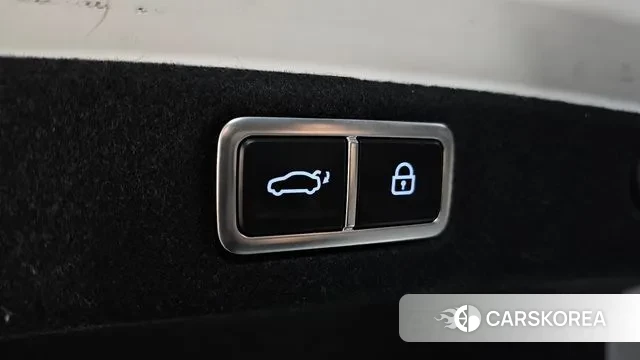 Hyundai Grandeur (GN7) id 3477918 из Кореи 8