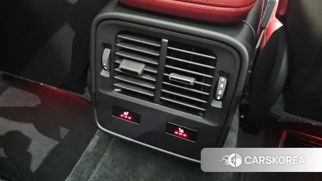 Porsche Taycan id 3457729 из Кореи 8