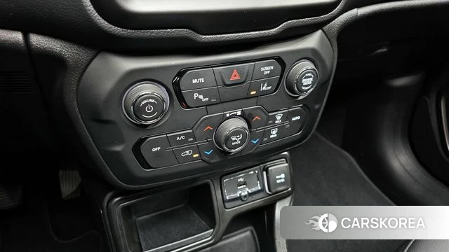 Jeep Renegade id 4315507 из Кореи 8