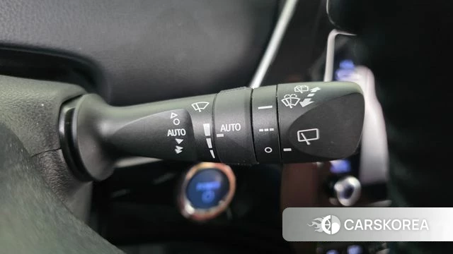 Toyota Prius 4th Generation id 4562169 из Кореи 8