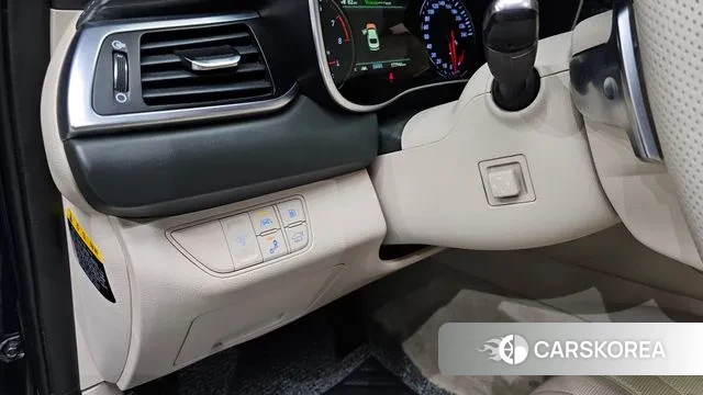 Genesis G70 id 3698613 из Кореи 8