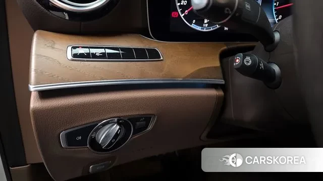 Mercedes-Benz E-Class W213 id 3692722 из Кореи 8