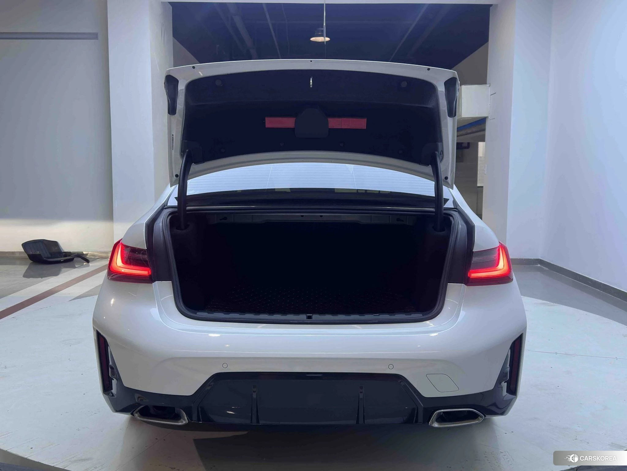 BMW 3 series id 4467583 из Китая 8