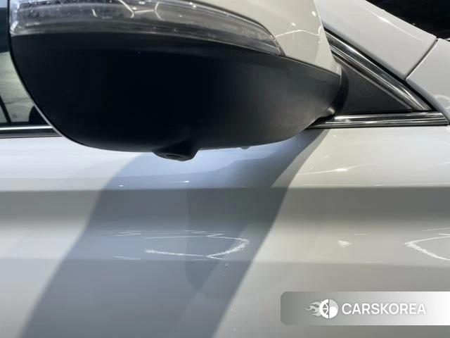 Roewe RX8 id 4212742 из Китая 8