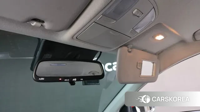 Kia Stonic id 3661883 из Кореи 8