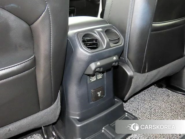 Jeep Wrangler (JL) id 4593277 из Кореи 8