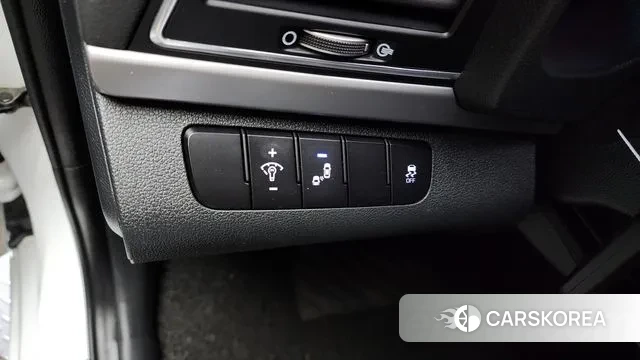 Hyundai Avante AD id 2961780 из Кореи 8