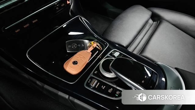 Mercedes-Benz C-Class W205 id 3916543 из Кореи 8