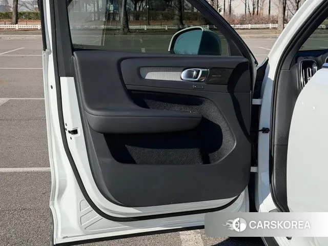 Volvo XC40 id 3567501 из Кореи 8