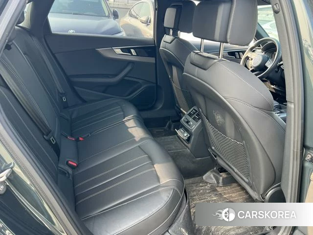 Audi A4L id 4258831 из Китая 8