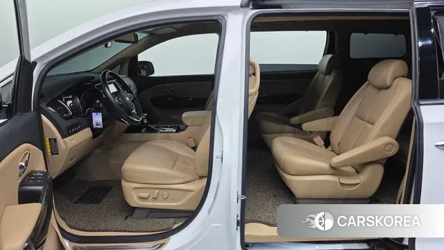 Kia The New Carnival id 3459709 из Кореи 8