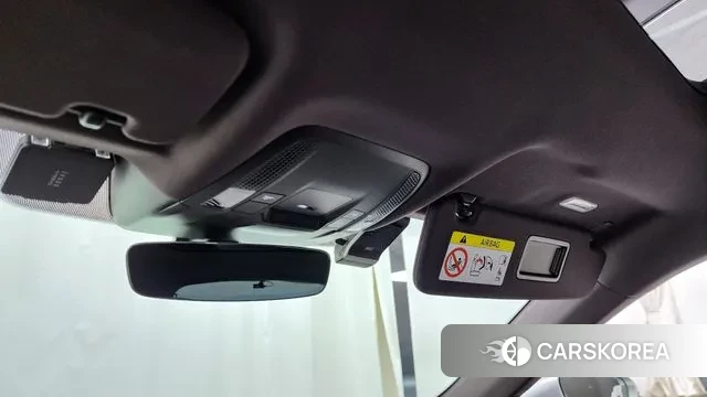 Porsche Taycan id 3438023 из Кореи 8