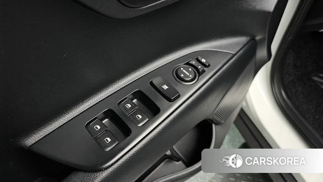 Kia Stonic id 3801296 из Кореи 8