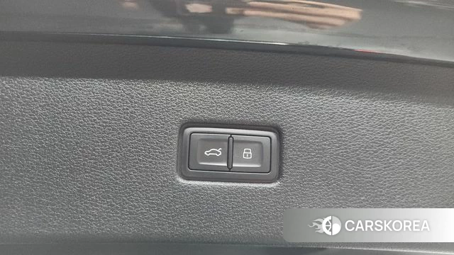 Audi Q8 (4M) id 4434321 из Кореи 8