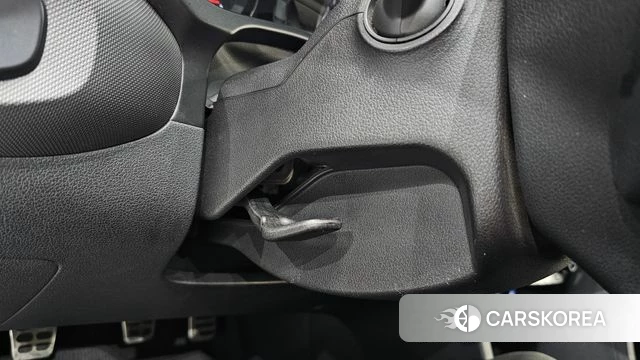 Hyundai Veloster (JS) id 4356902 из Кореи 8