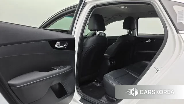 Kia The New K3 2nd generation id 3759350 из Кореи 8