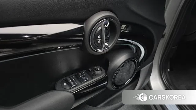 Mini Cooper id 3619960 из Кореи 8