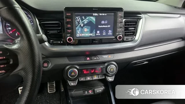 Kia Stonic id 3233840 из Кореи 8