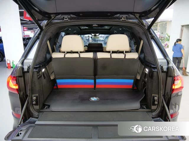 BMW X7 id 4353642 из Китая 8