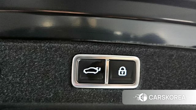 Hyundai Grandeur Hybrid (GN7) id 4427199 из Кореи 8