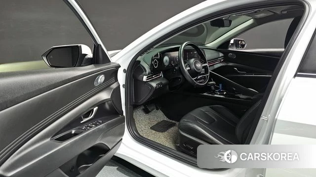 Hyundai Avante (CN7) id 3941368 из Кореи 8