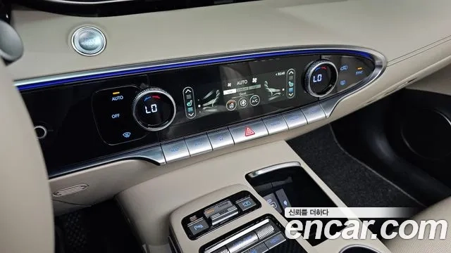 Genesis GV70 id 2921093 из Кореи 8