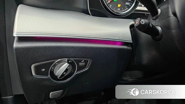 Mercedes-Benz E-Class W213 id 4384528 из Кореи 8