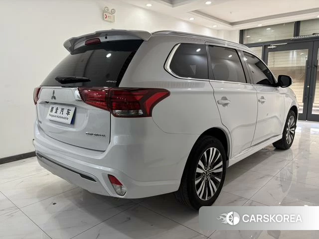 Mitsubishi  Outlander id 3890539 из Китая 8