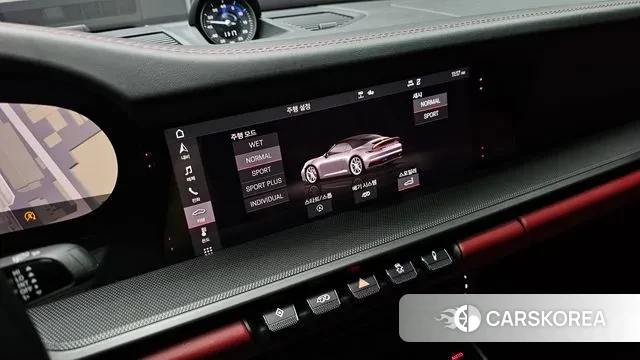 Porsche 911(992) id 3054137 из Кореи 8