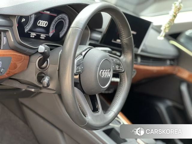 Audi A4L id 4241763 из Китая 8