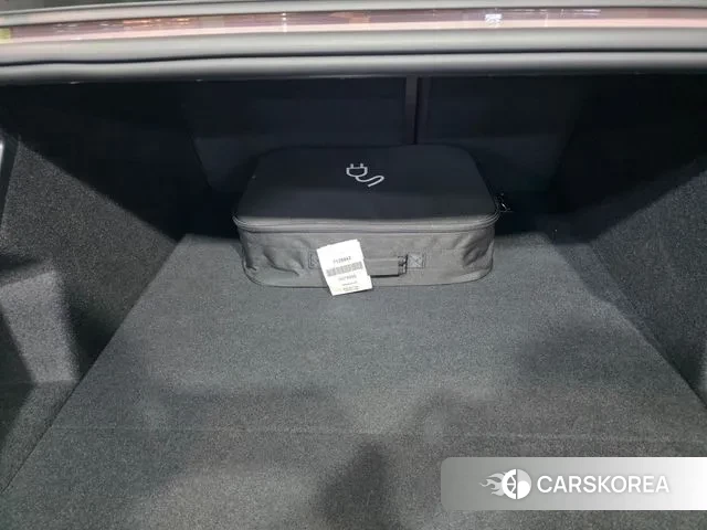 Porsche Taycan id 3654858 из Кореи 8