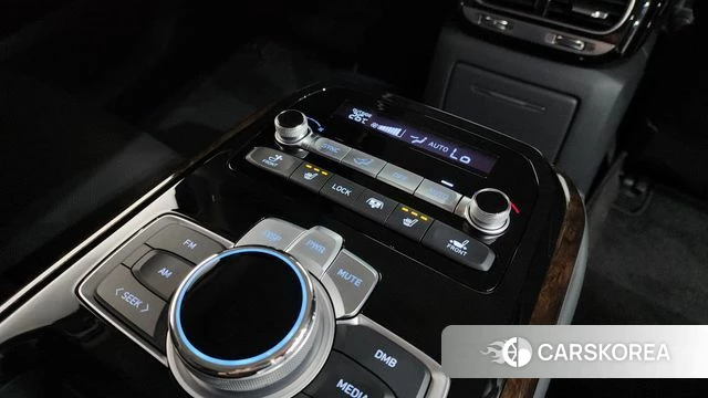 Genesis G90 id 4345536 из Кореи 8