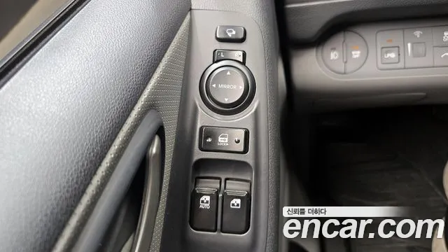 Hyundai The New Grand Starex id 2849954 из Кореи 8