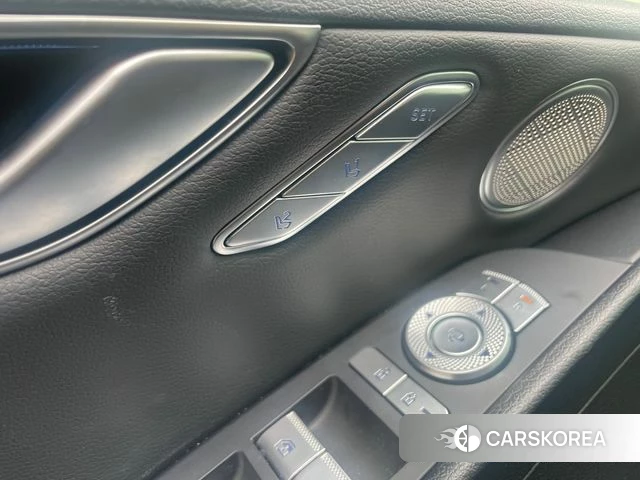 Genesis G80 (RG3) id 4500426 из Кореи 8