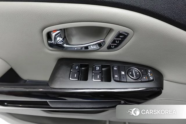 Kia The New Carnival id 4633181 из Кореи 8