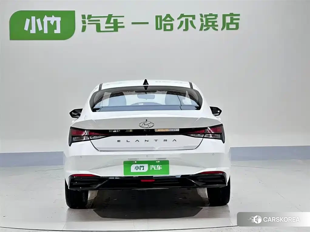 Hyundai Elantra id 4545969 из Китая 8