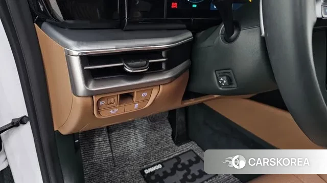 Hyundai Grandeur (GN7) id 3507986 из Кореи 8