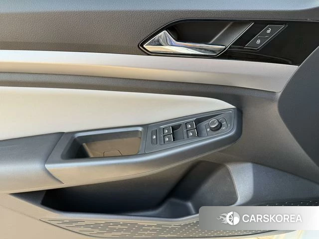 Volkswagen Bora id 4256081 из Китая 8