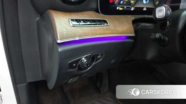 Mercedes-Benz E-Class W213 id 4722327 из Кореи 8