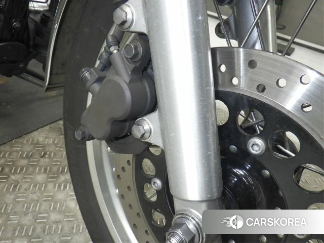 Yamaha SR400 id 3945456 из Японии 8