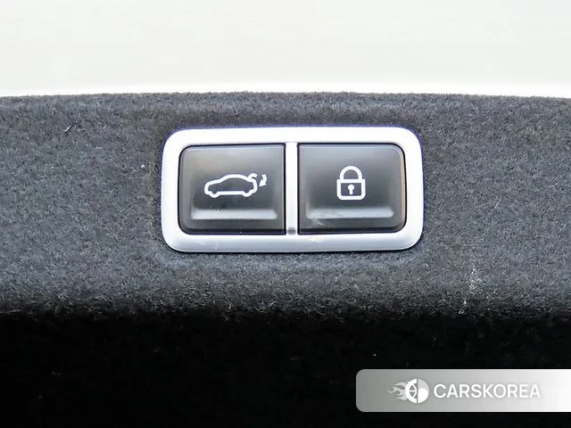 Hyundai Grandeur (GN7) id 3437382 из Кореи 8